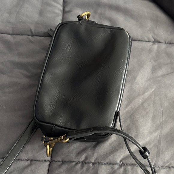 Universal Thread Black and Cream Checkered Crossbody Bag - Picture 3 of 4